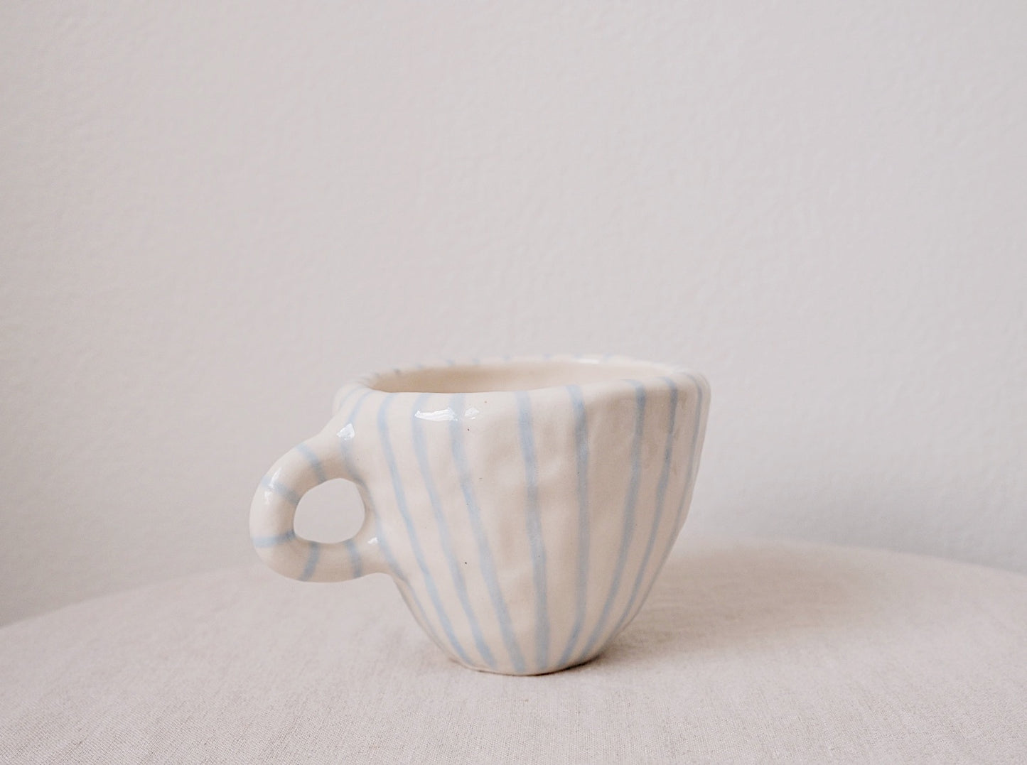 STRIPED MUG